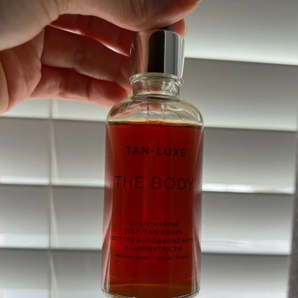 Tan-Luxe The Body Illuminating Self-Tan Drops - Medium/Dark - Picture 5 of 5